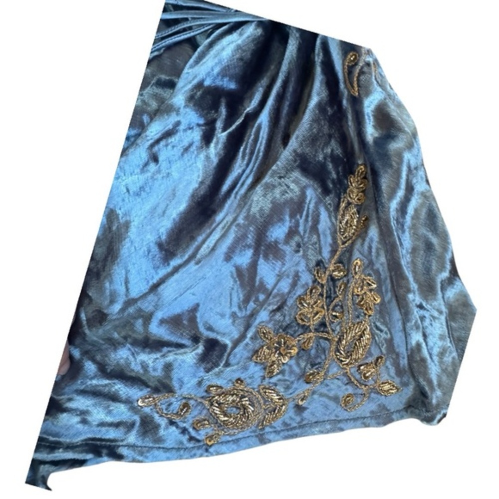 NWT‎ Free People Intimatley Blue Eyes Velvet
Romper size Small - Picture 10 of 11